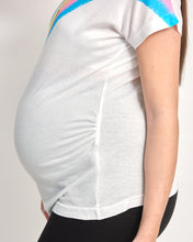 Load image into Gallery viewer, Lipstick Maternity T-shirt